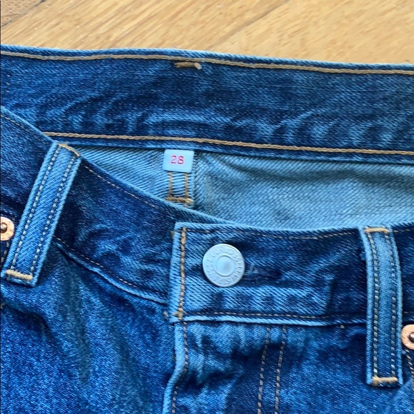 Levi’s denim skirt - Picture 3 of 3